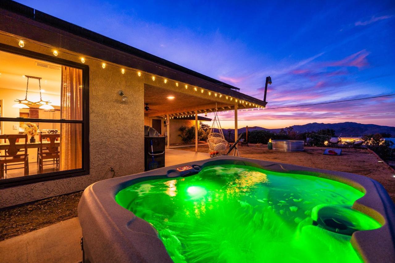 The Stargaze In Joshua Tree - Pool, Hot Tub, Views Vila Exterior foto